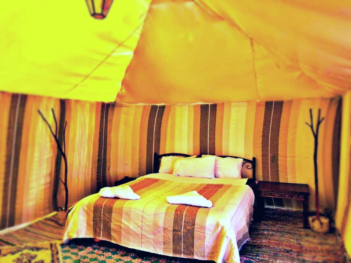 Krich Camp Hotel Мерцуга Екстериор снимка
