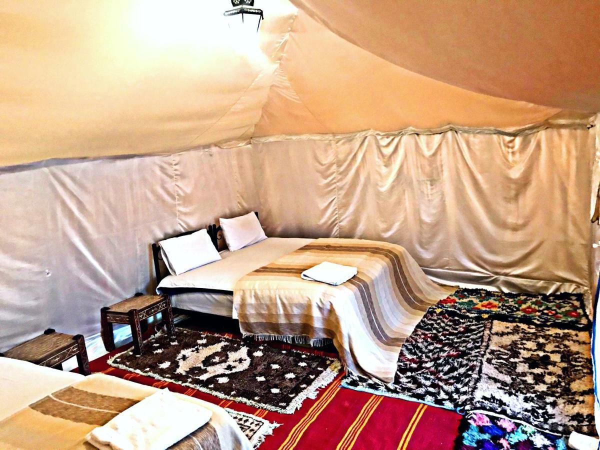Krich Camp Hotel Мерцуга Екстериор снимка