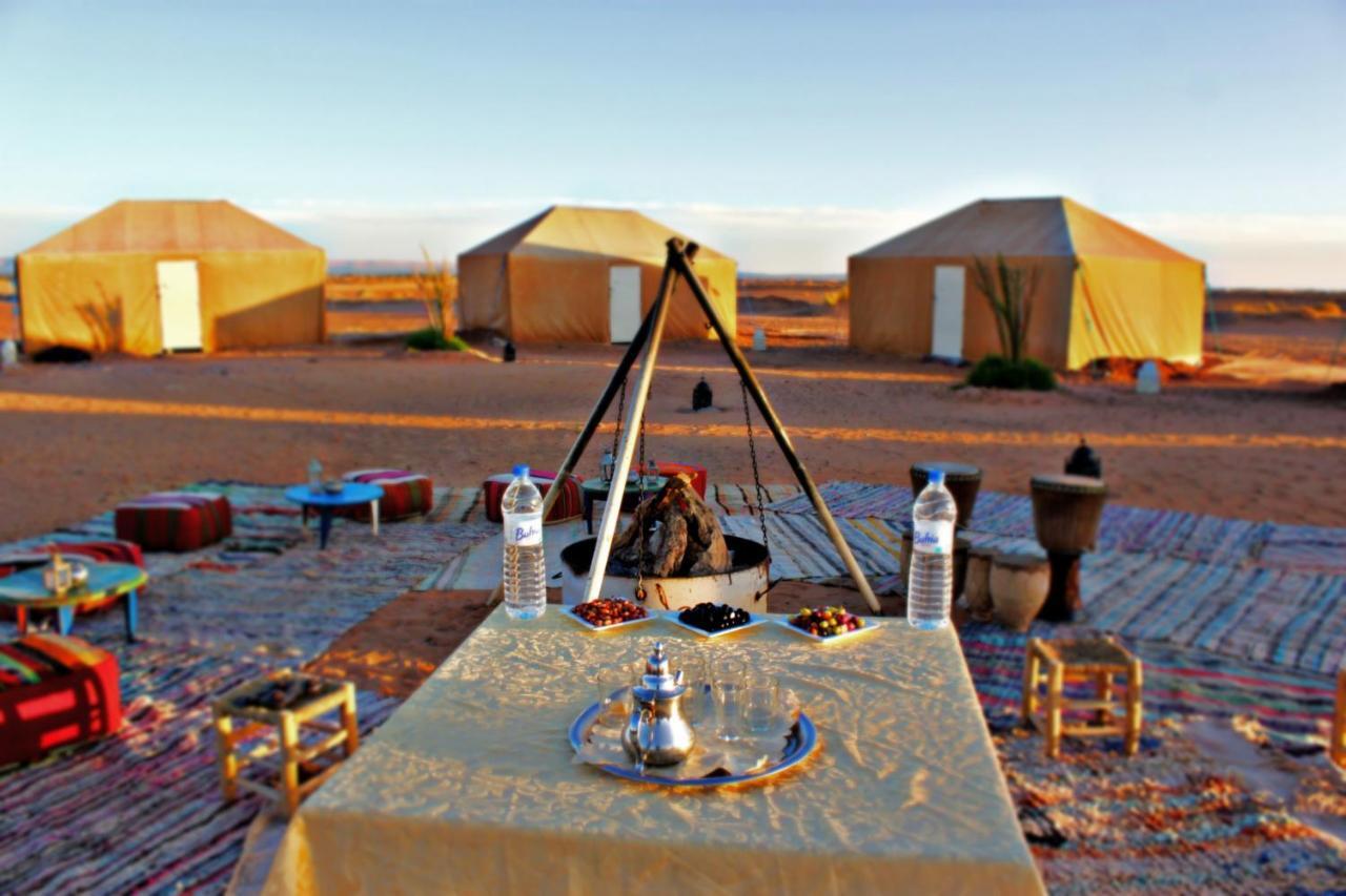 Krich Camp Hotel Мерцуга Екстериор снимка